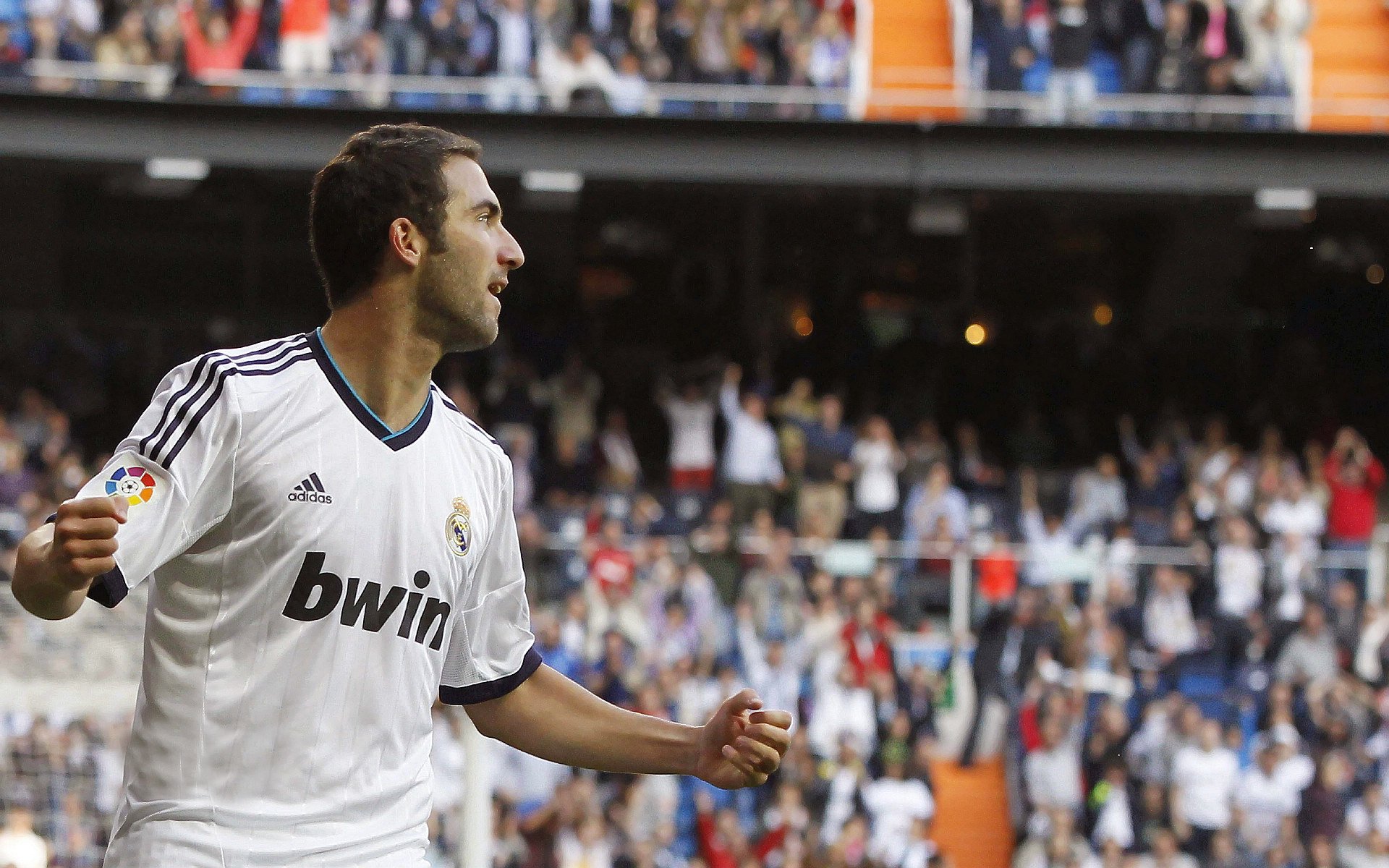 新王登基？姆巴佩国家德比独舞，塞维利亚式压迫成巴萨无解难题